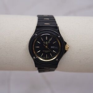 Sleek Vintage Sutton Black and Gold Gender Neutral